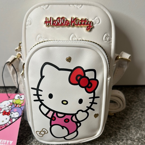 NWT Hello Kitty White Mini Crossbody Bag with Iconic Design - Picture 7 of 7